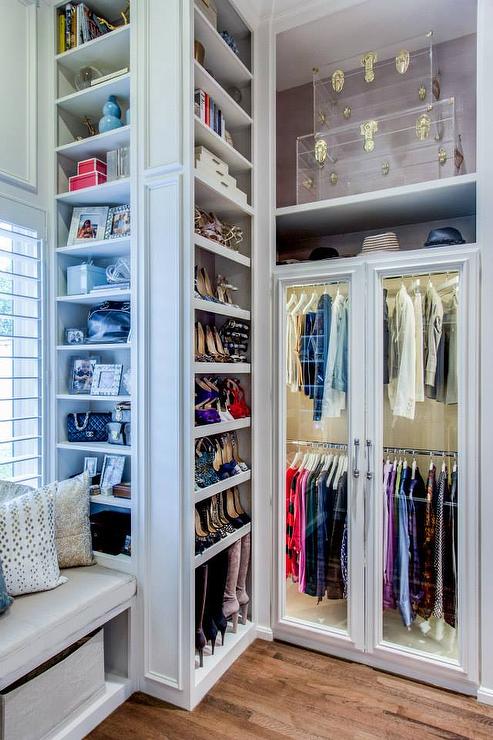 What a perfect closet looks like | 15 Beautiful walk in  display picture 3